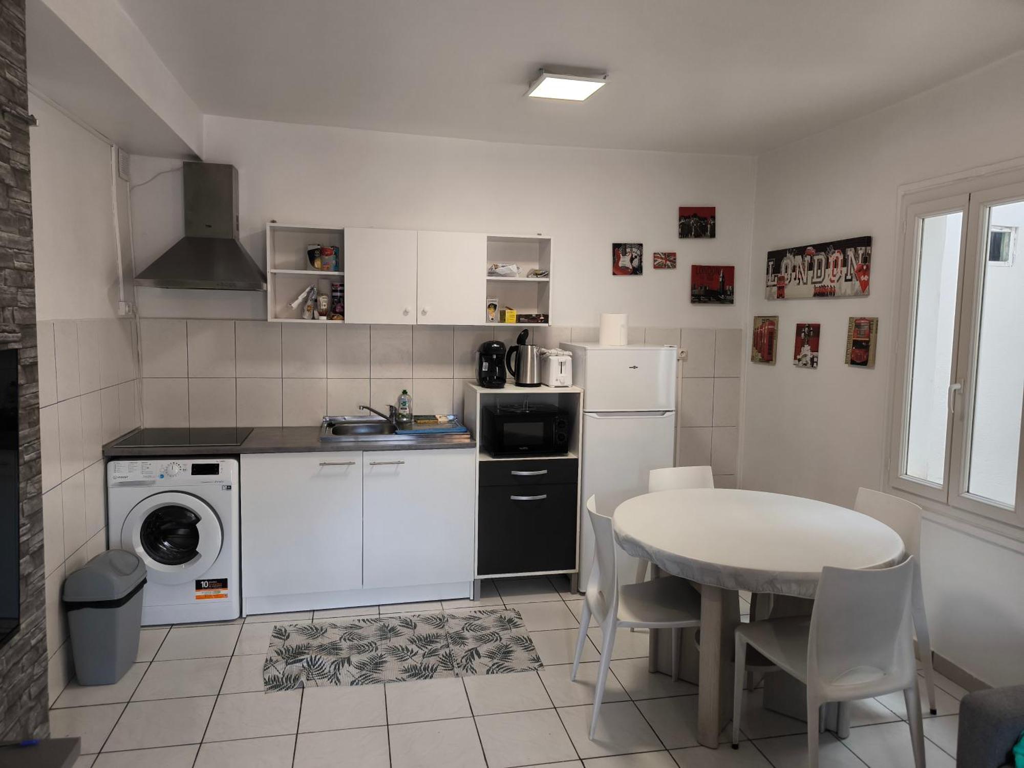 Apartament F1 200 Metre De La Gare Perpignan Zewnętrze zdjęcie
