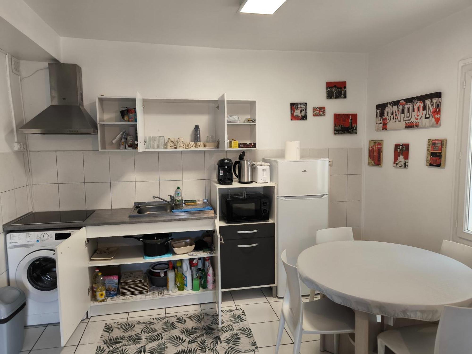 Apartament F1 200 Metre De La Gare Perpignan Zewnętrze zdjęcie